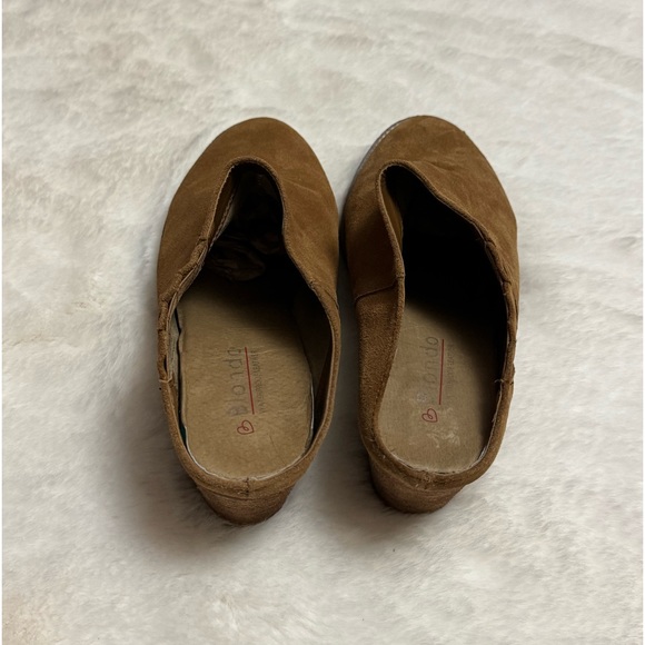 Blondo Slip On Brown Suede Mules Waterproof Block Heel Size 9.5 Classic Boho - Picture 6 of 13